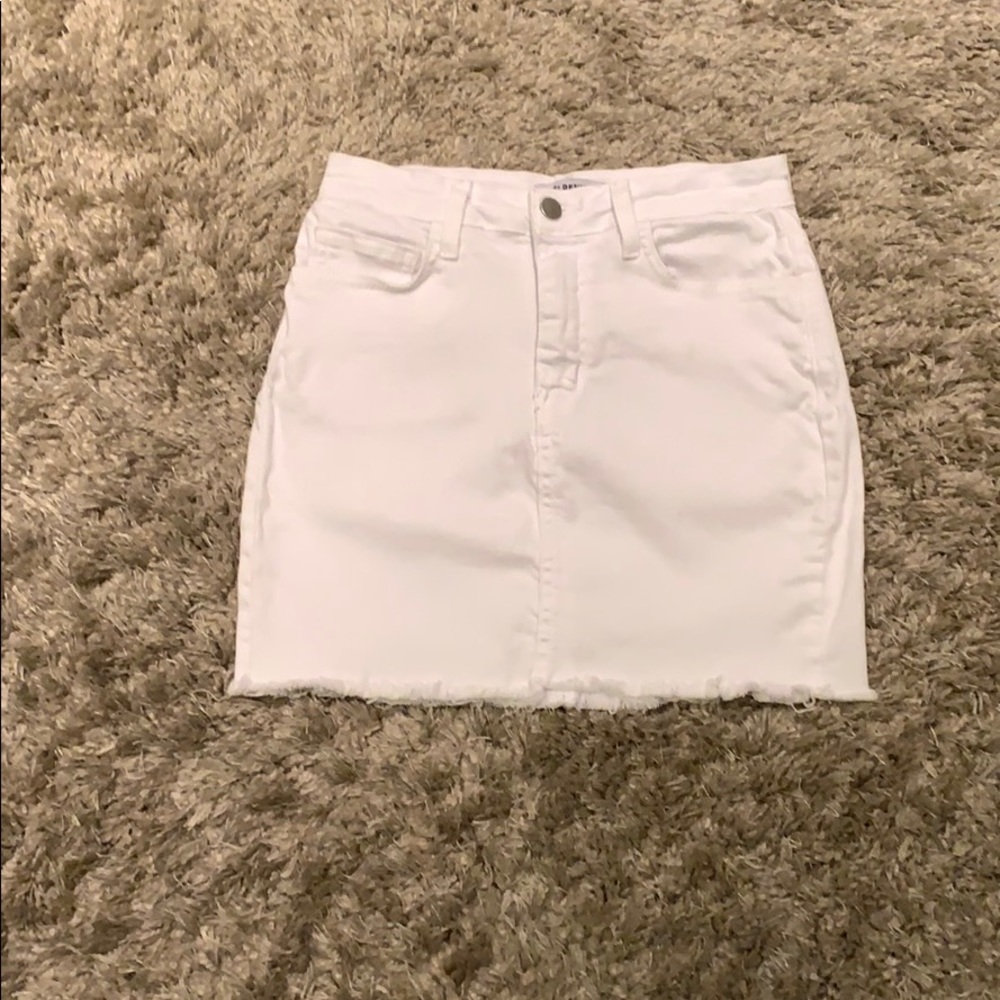 Lulu’s White denim mini skirt